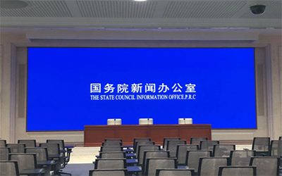 裸眼3DLED顯示屏 設(shè)計 安裝 調(diào)試 文化科技融合  驅(qū)動產(chǎn)業(yè)升級